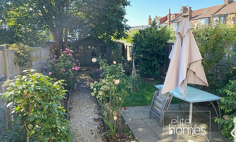 Large 1 Bedroom Grou...