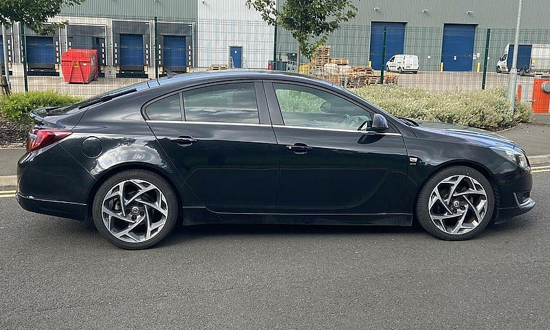 Vauxhall Insignia 2....