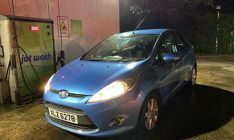 Automatic Ford Fiest...
