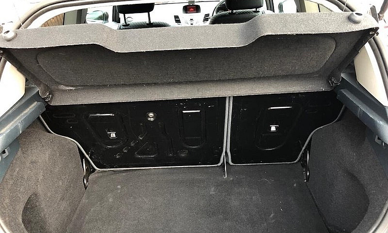 Ford Fiesta Ztec 1.6...
