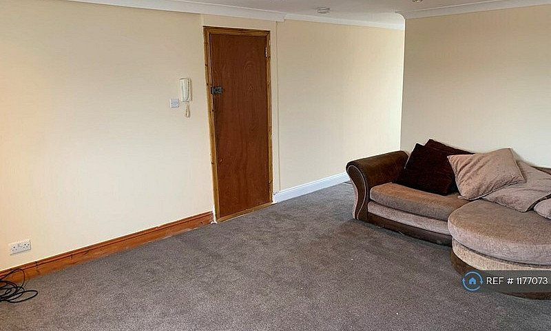 1 Bedroom Flat In Ne...