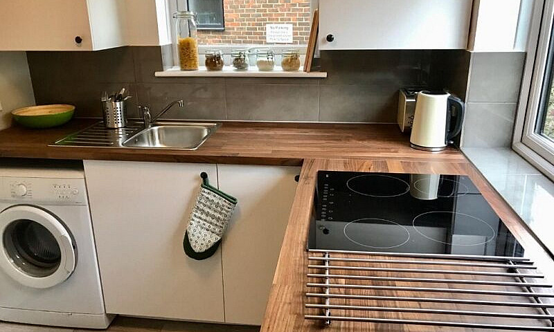Spacious One Bed Gro...
