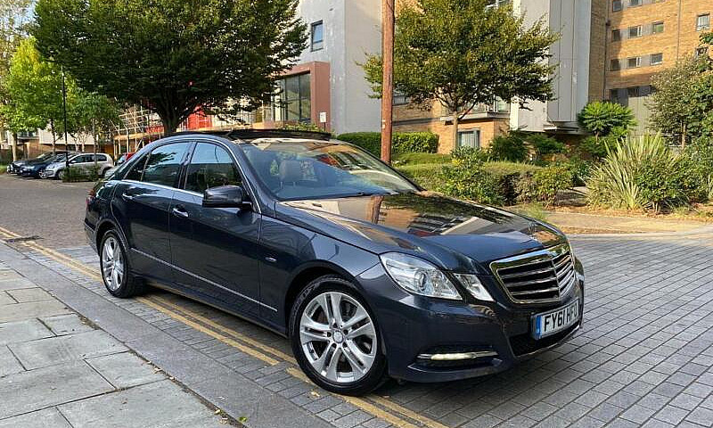 Mercedes-Benz E350 A...