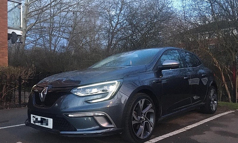 17 Renault Megane 1....