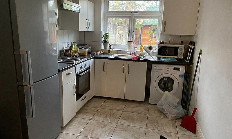  One Bedroom Flat Gr...