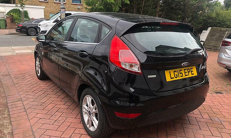 Ford Fiesta 2015 1.0...