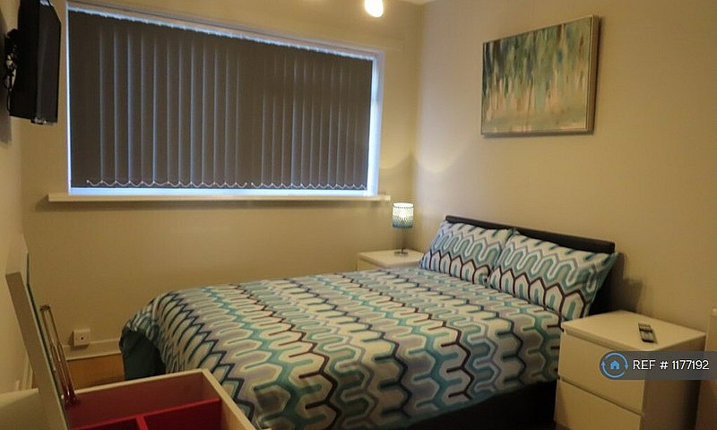 1 Bedroom In Henleyd...