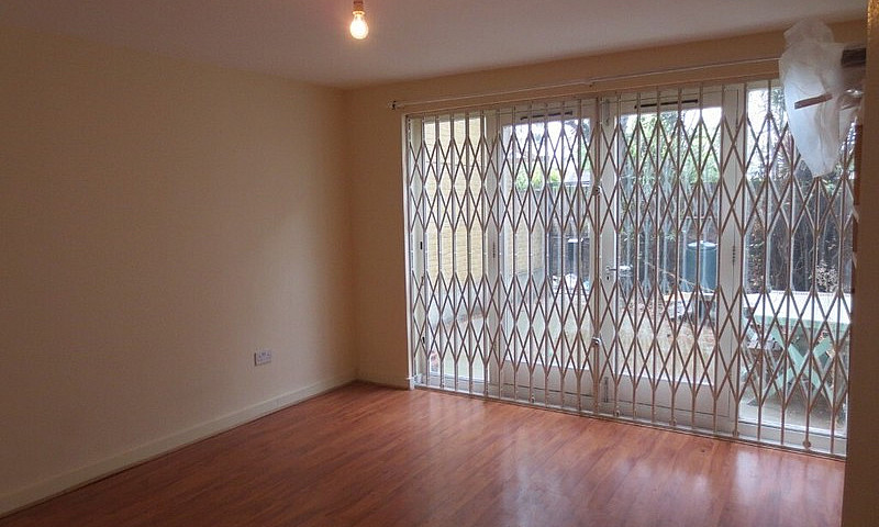 1 Bedroom Mews House...