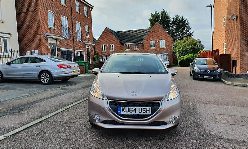 Peugeot 208 Active M...