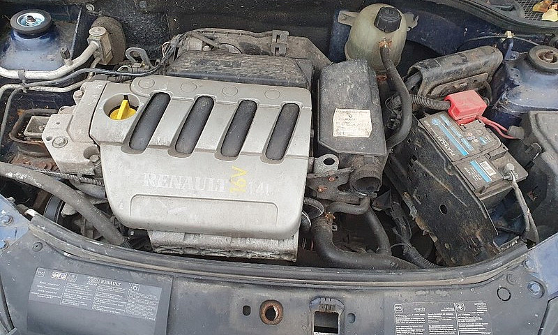 Renault, Clio, Hatch...