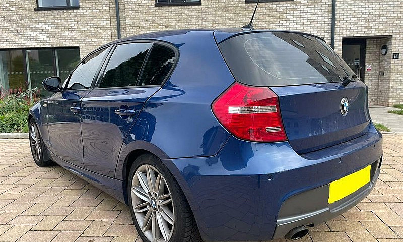 2010 Bmw 1 Series 11...
