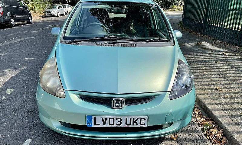 Honda Jazz Auto Se 1...
