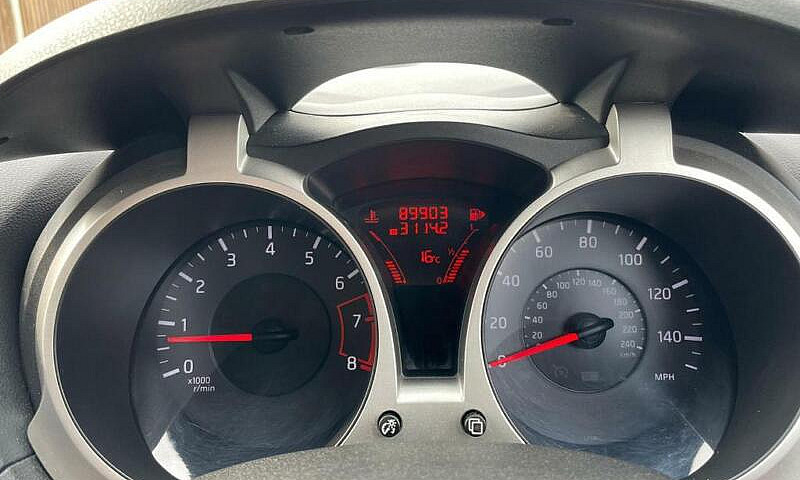 2011 Nissan Juke Ace...