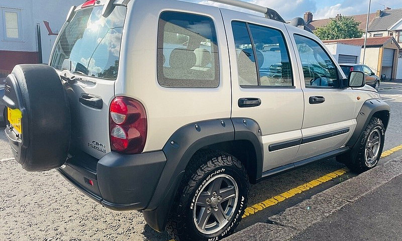 Jeep Cherokee Renega...