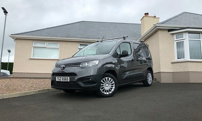 2021 Toyota Proace C...