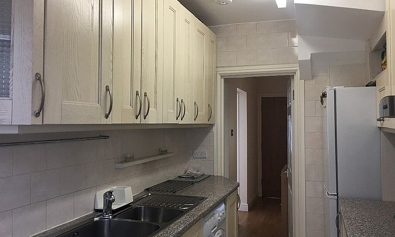 Nice Two Bedrooms Gr...