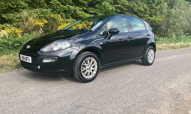 2011 Fiat Punto Evo ...