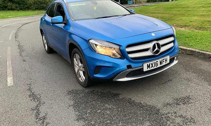 2016 Mercedes Gla 2....