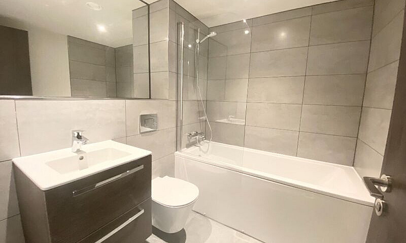 One Bedroom Stunning...