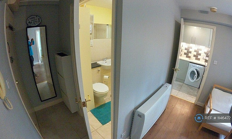 1 Bedroom Flat In Up...