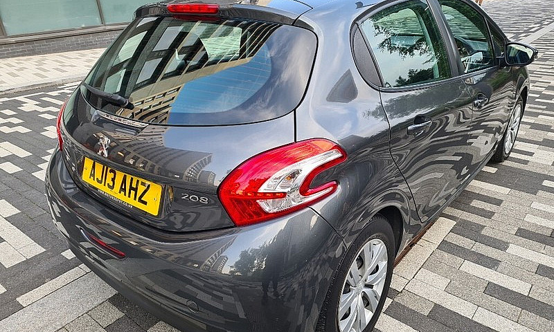 Peugeot 208 1.4 Hdi ...