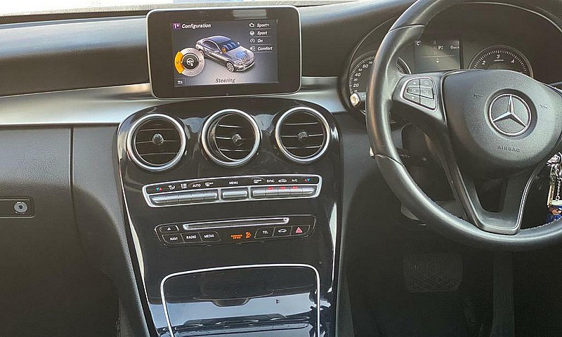 Mercedes Benz C220 6...