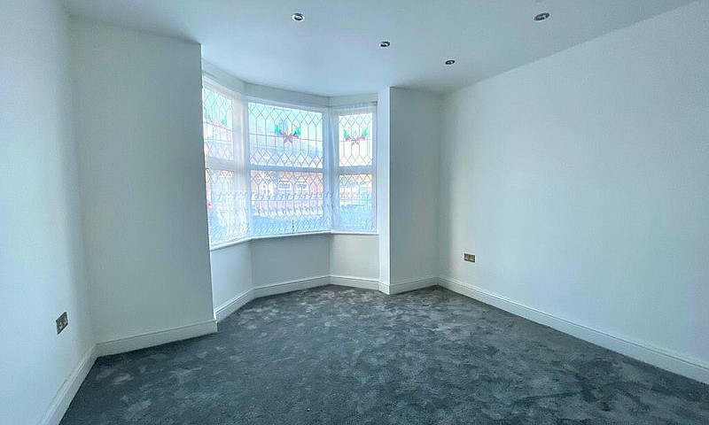Beautiful 3 Bedroom ...