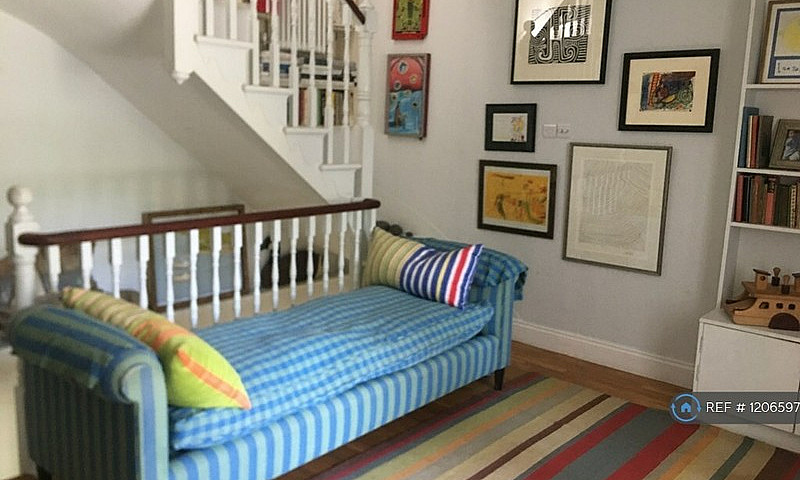 3 Bedroom House In P...