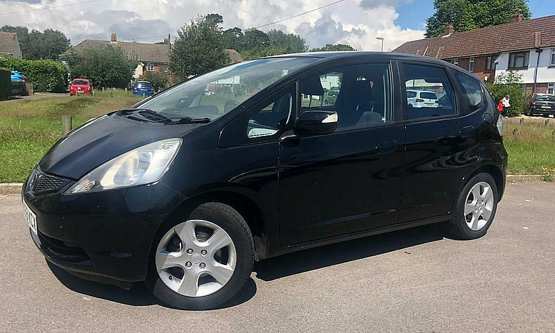 Honda Jazz 2010 Petr...