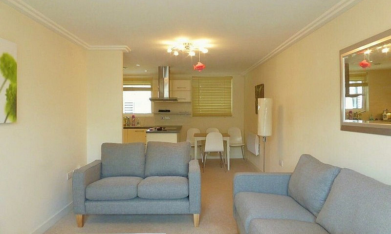 One Bedroom Flat For...