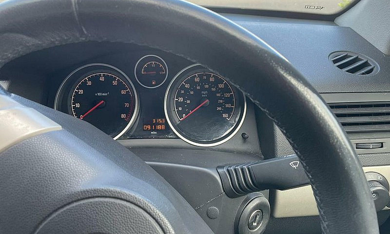 Vauxhall Astra Breez...