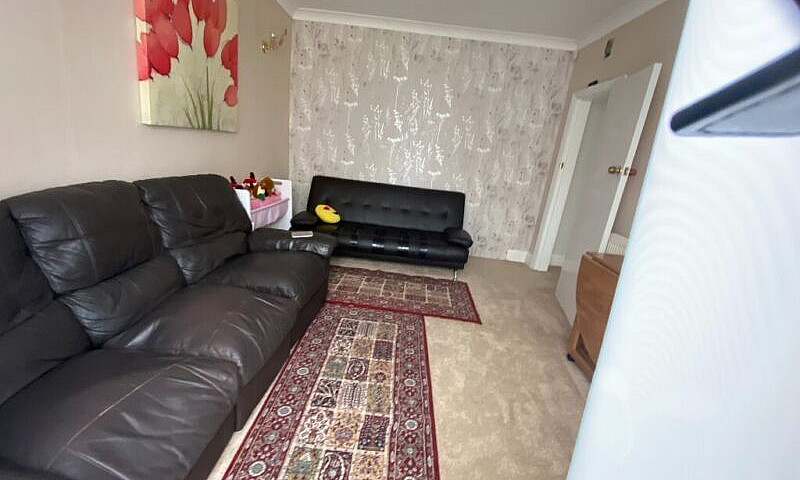 4 Bedroom House In K...