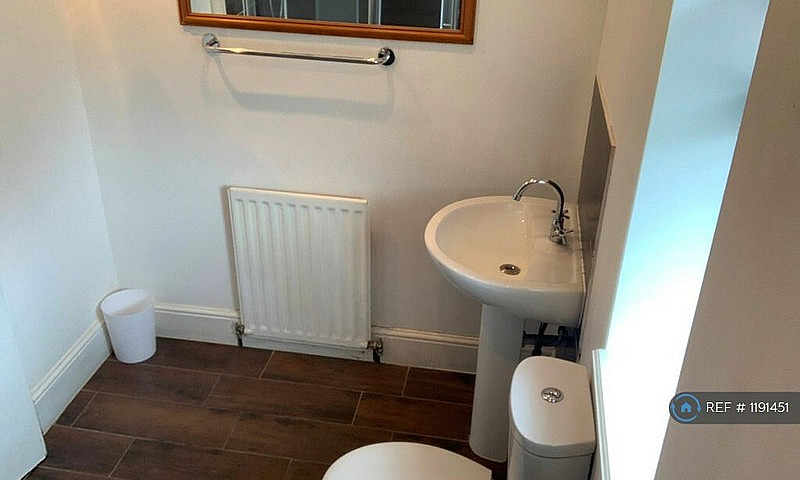 1 Bedroom In Terry R...