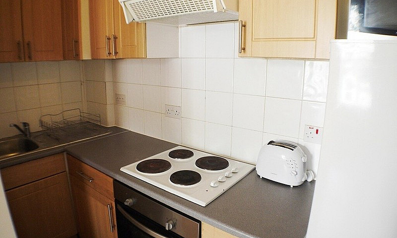 5 Bedroom Flat In Iv...