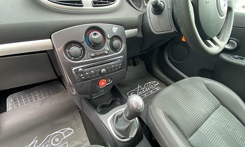 2011 Renault Clio I-...