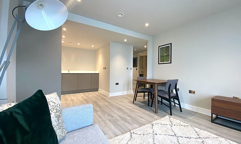 One Bedroom Stunning...