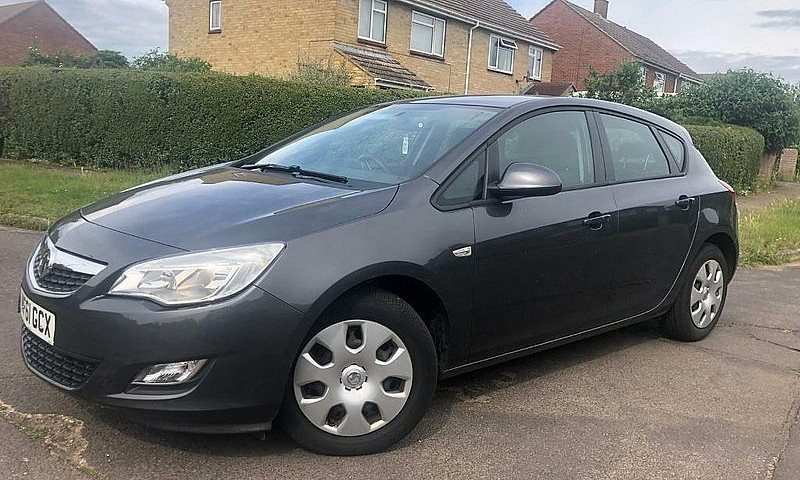 Vauxhall Astra 2012 ...