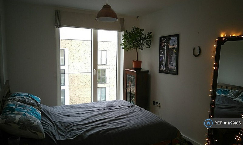 1 Bedroom Flat In No...