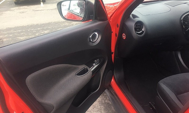 2015 Nissan Juke Ace...