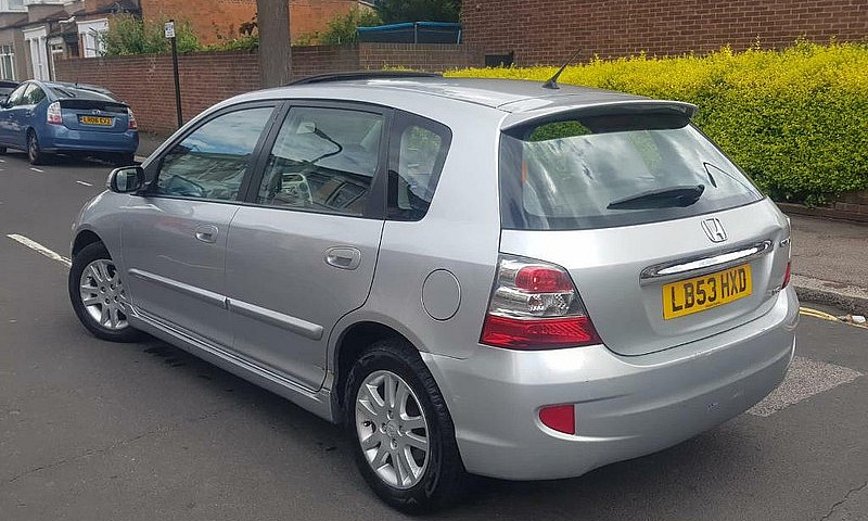 Honda Civic 1.6 Exec...