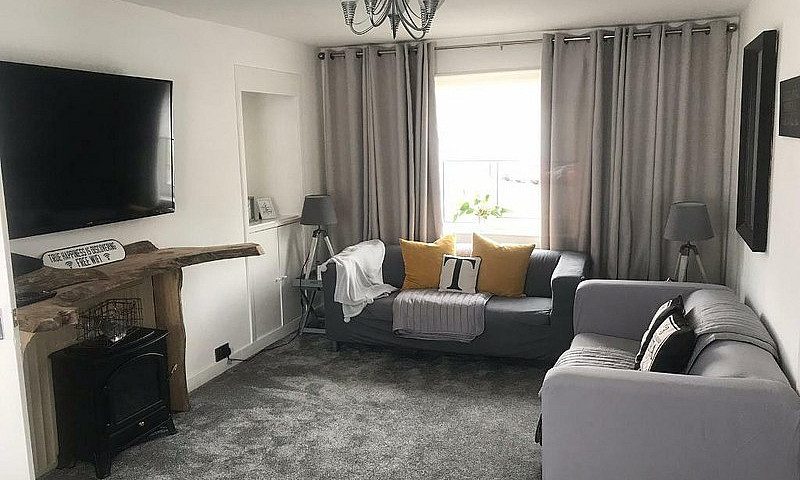  Three Bedroom Flat ...