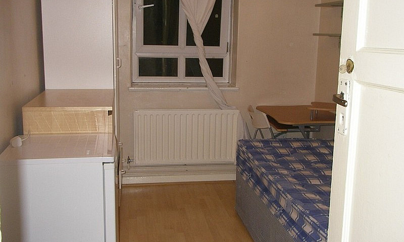 009C- Double Room Av...