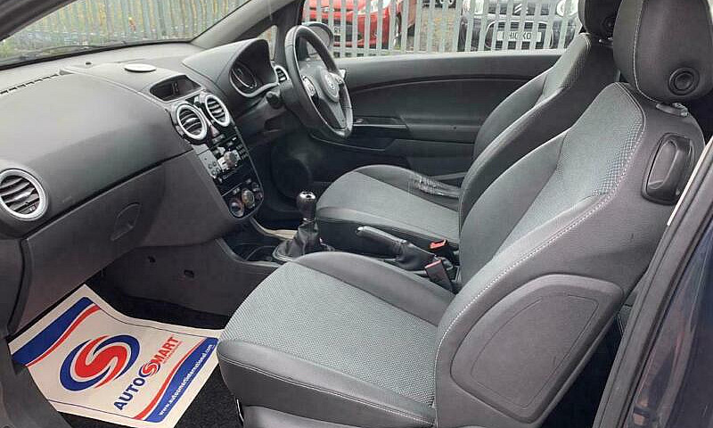 Vauxhall Corsa Desig...