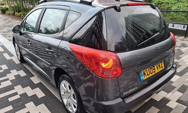 Peugeot 207 1.6 Hdi ...