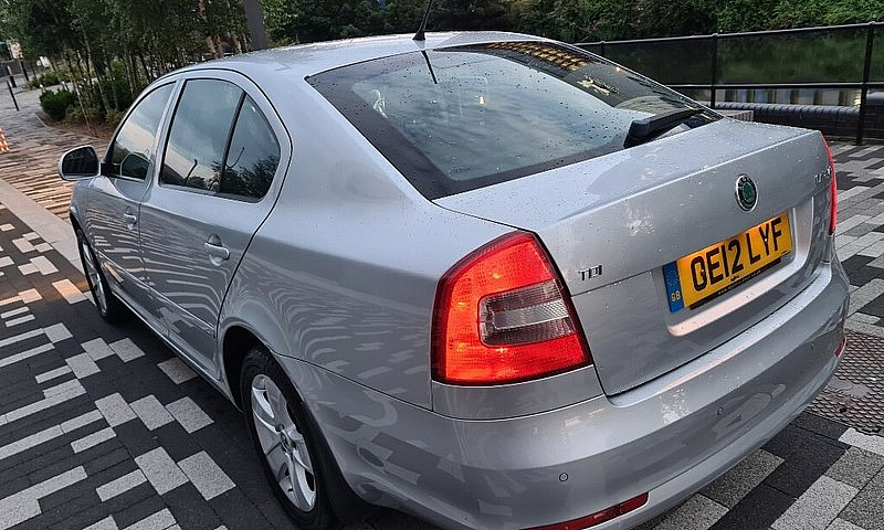 Skoda Octavia 1.6 Td...