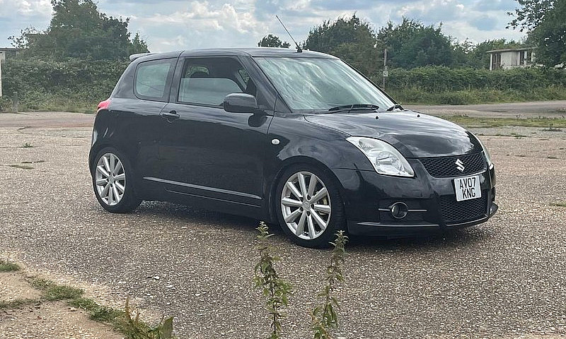 Suzuki Swift Sport 2...