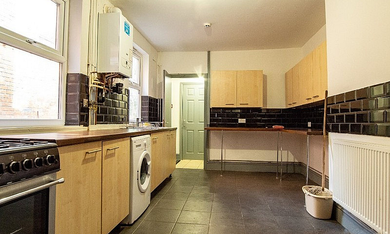 Birmingham - 5 Bed H...