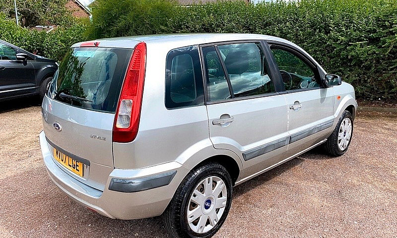 Ford, Fusion, Hatchb...