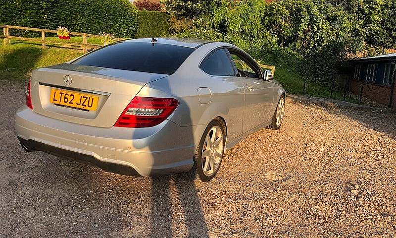 Mercedes-Benz, C Cla...