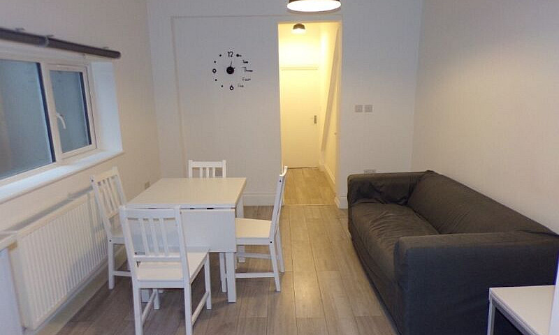 2 Bedroom Ground Flo...